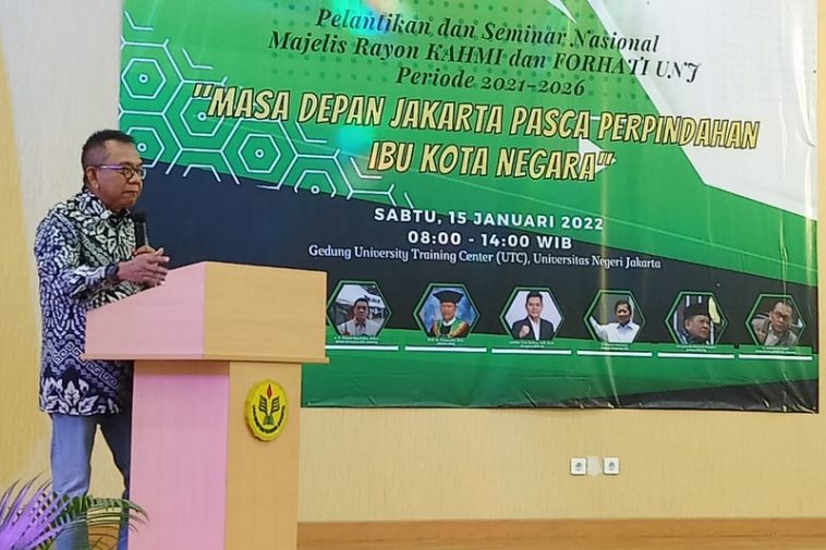 Ketua Umum MW KAHMI Jaya, Mohamad Taufik, memberikan sambutan dalam acara pelantikan dan seminar nasional MR KAHMI UNJ di Jakarta, Sabtu (15/1/2022). Dokumentasi MR KAHMI UNJ