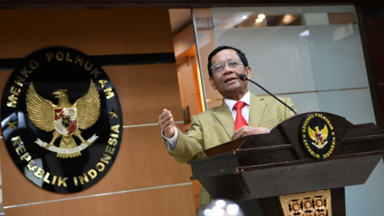 Ketua Dewan Pakar MN KAHMI yang juga Menko Polhukam, Mahfud MD. Antara Foto/M. Risyal Hidayat