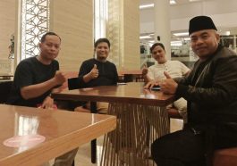 Ketua MD KAHMI Lombok Tengah (Loteng), Ahmad Tantawi (kedua kiri). Dokumentasi pribadi
