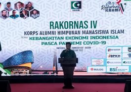 Sekretaris Jenderal MN KAHMI, Manimbang Kahariady, berpidato dalam penutupan Rakornas IV KAHMI di Kota Batam, Kepri, pada Sabtu (26/2/2022) malam. LMD MN KAHMI/M. Gifarri Descha