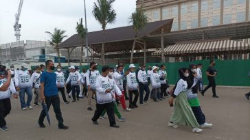 Pelaksanaan Jalan Sehat Nasional KAHMI di kawasan Pantai Maju PIK, Jakarta Utara, pada Sabtu (26/3/2022). Kegiatan digelar dalam rangka menyongsong Munas XI KAHMI di Kota Palu, Sulteng, pada November 2022. LMD MN KAHMI/Fatah Sidik