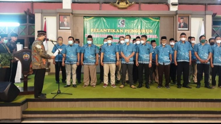 Prosesi pelantikan pengurus MD KAHMI Kabupaten Tegal di Pendopo Kabupaten Tegal, Jateng, pada Rabu (2/3/2022). Foto Suarapantura.com