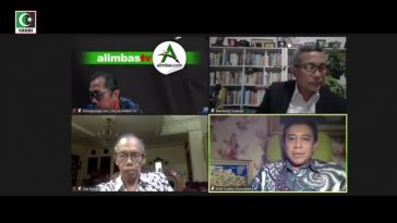 Tangkapan layar webinar "Ada Apa di Balik Invasi Rusia ke Ukraina?" yang digelar Lembaga Kajian Strategis MN KAHMI-Alimbas TV pada Selasa (8/3/2022). LMD MN KAHMI/Fatah Sidik