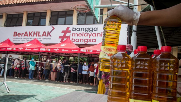 Ilustrasi operasi pasar. Foto Antara/M. Ayudha