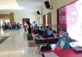 Kegiatan donor darah yang digelar MD KAHMI Pesawaran di GSG Pemkab Pesawaran, Lampung, pada Senin (28/3/2022). Foto Wartamu.id