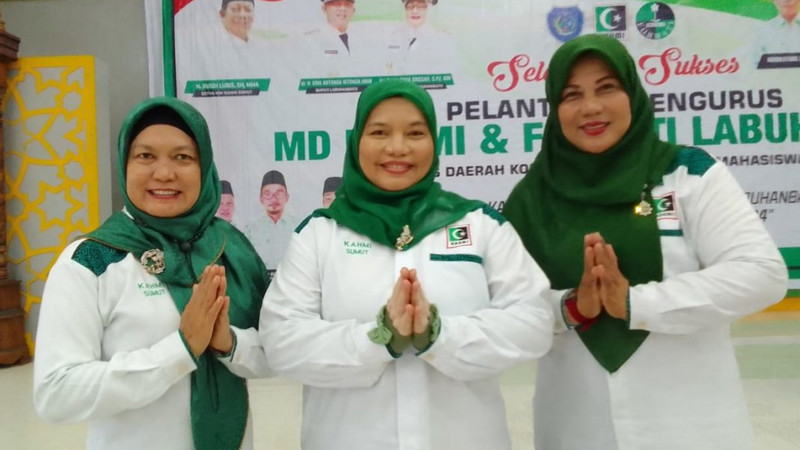 Presidium MW FORHATI Sumut (kiri-kanan): Yenny Susanti Siregar, drg. Sulfia Dewi Rambe, dan Serasi Malem Sitepu. Istimewa