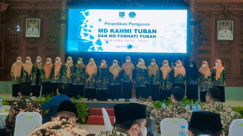 Prosesi pelantikan pengurus MD FORHATI Tuban 2022-2027 di Pendopo Krido Manunggal, Kabupaten Tuban, Jatim, pada Kamis (28/4/2022). Dokumentasi MD KAHMI Tuban