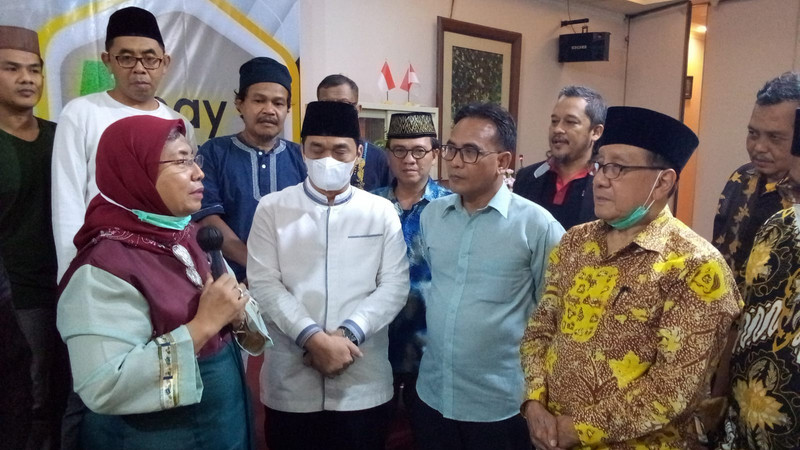 Direktur Utama PT Insan Cita Mandiri Sejahtera, Hanifah Husein (kerudung merah), dalam peluncuran KAHMI Payment (K-Pay) di KAHMI Center, Jakarta, pada Sabtu (23/4/2022). Foto LMD MN KAHMI/Subhan Saka