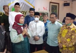 Direktur Eksekutif PT Insan Cita Mandiri Sejahtera, Hanifah Husein (kerudung merah), dalam peluncuran KAHMI Payment (K-Pay) di KAHMI Center, Jakarta, pada Sabtu (23/4/2022). Foto LMD MN KAHMI/Subhan Saka