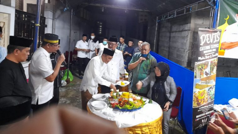 Acara syukuran peresmian Sekretariat MW KAHMI Sulsel sekaligus buka puasa bersama oleh MW KAHMI Sulsel di Kota Makassar, Sulsel, pada Jumat (22/4/2022).