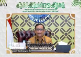 Ketua Dewan Pakar KAHMI, Mahfud MD, memberikan sambutan dalam halalbihalal UICI secara daring dari Jakarta, Rabu (11/5/2022). Dokumentasi UICI