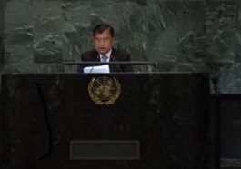Wapres ke-12 RI sekaligus Ketua Dewan Etik MN KAHMI, Jusuf Kalla (JK), berpidato dalam Sidang Umum PBB di New York, Amerika Serikat (AS), pada Kamis (27/9/2018). Twitter/@husainabdullah1