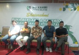 Sejumlah mantan Ketua Umum (Ketum) HMI Cabang Jakarta Selatan (Jaksel) bernostalgia tentang pengalamannya berorganisasi dalam Rakerda atau Pleno I MD KAHMI Jaksel, Jakarta, pada Rabu (5/4/2023). Dokumentasi KAHMI Jaksel