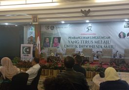 Wakil Menteri Lingkungan Hidup dan Kehutanan (Wamen LHK), Alue Dohong, dalam seminar nasional KAHMI dan FORHATI bertema “Pembangunan Lingkungan yang Terus Melaju untuk Indonesia Maju” di Jakarta, Rabu (30/8/2023). LMD MN KAHMI/Fatah Sidik