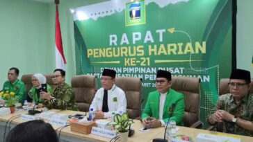 Plt. Ketua Umum Partai Persatuan Pembangunan (PPP), HM Mardiono (jaket putih), mengucapkan selamat kepada Prabowo-Gibran karena memenangkan Pilpres 2024. Dokumentasi PPP