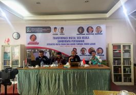 Ketua Komite I DPD RI, Fachrul Razi (kedua kanan), dalam webinar Kajian Rutin Reboan Lembaga Kajian Strategis Majelis Nasional KAHMI bertema "Transformasi Digital Tata Kelola Sumber Daya Pertanahan (Berantas Mafia Tanah dan Akhiri Tumpang Tindih Lahan)" di KAHMI Center, Jakarta, pada Rabu (17/11/2021). LMD MN KAHMI