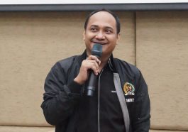 Ketua Komite I DPD RI, Fachrul Razi, memberikan paparan dalam seminar nasional bertema "Organisasi Mahasiswa sebagai Pilar Kolaboratif, Dialektis, dan Adaptif dalam Mewujudkan Civitas Academica yang Unggul" di FISIP UIN Walisongo, Semarang, Jateng, pada Rabu (2/3/2022). Dokumentasi pribadi