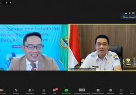 Gubernur Jawa Barat (Jabar), Ridwan Kamil atau Kang Emil (kiri), dan Koordinator Presidium Majelis Nasional Korps Alumni Himpunan Mahasiswa Islam (MN KAHMI) yang juga Wakil Gubernur DKI Jakarta, Ahmad Riza "Ariza" Patria, saling melempar pujian saat keduanya bertemu dalam webinar yang digelar LKS MN KAHMI-MW KAHMI Jabar, Rabu (9/3/2022). Foto LMD MN KAHMI