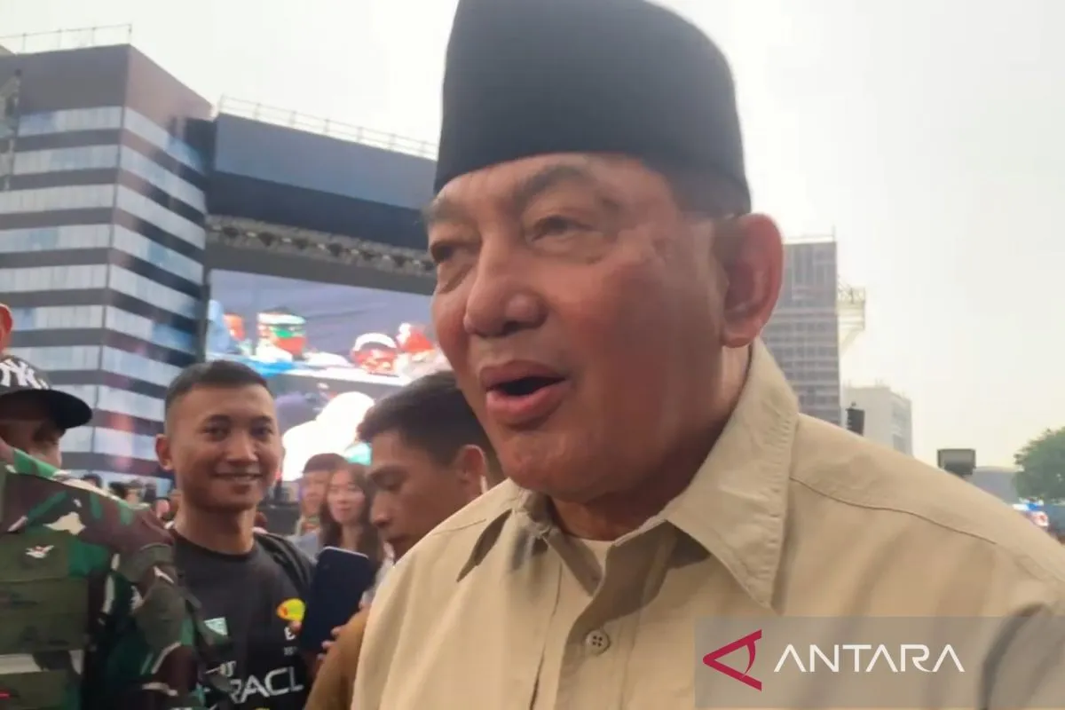 Menteri Pertahanan Serukan TNI untuk Tetap Setia kepada Rakyat
